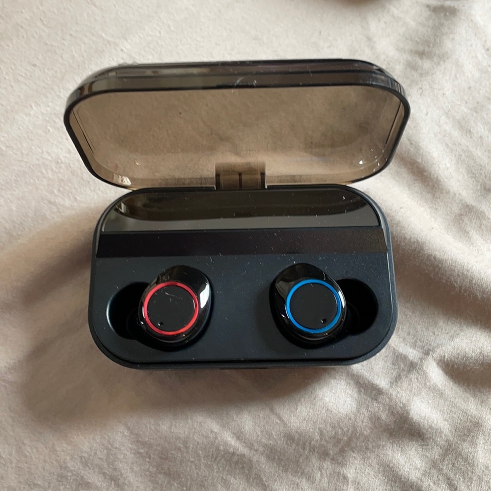 Bluetooth headphones